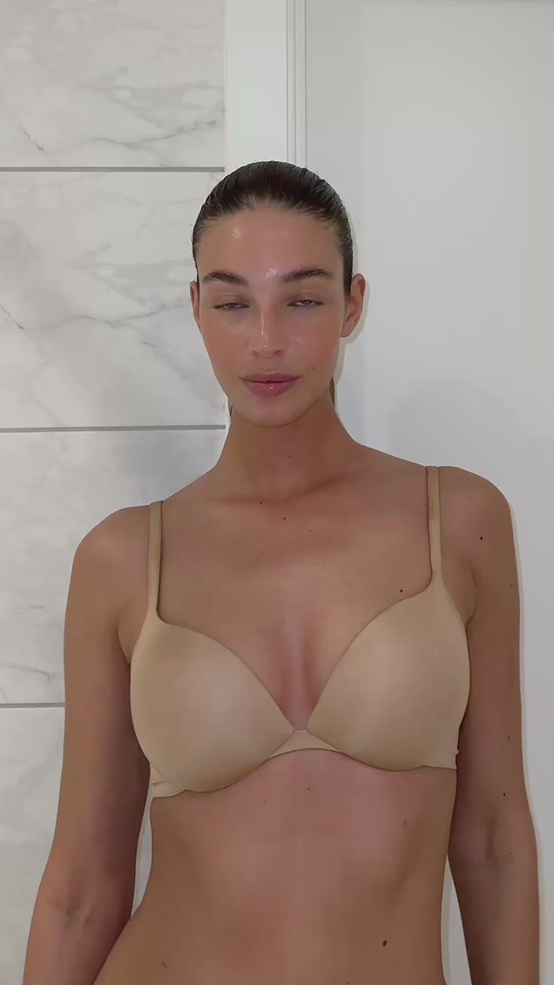 The Express Spritz Tinted Lasting Tan