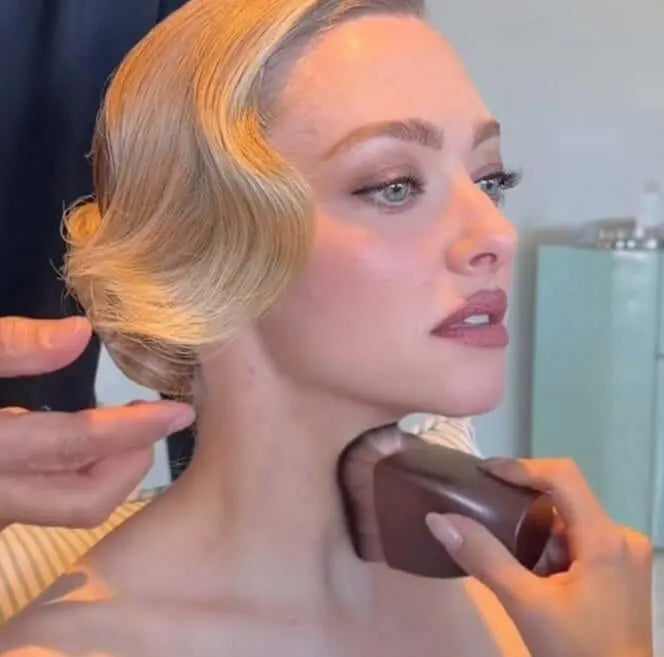 The Award-Winning Glow Medium