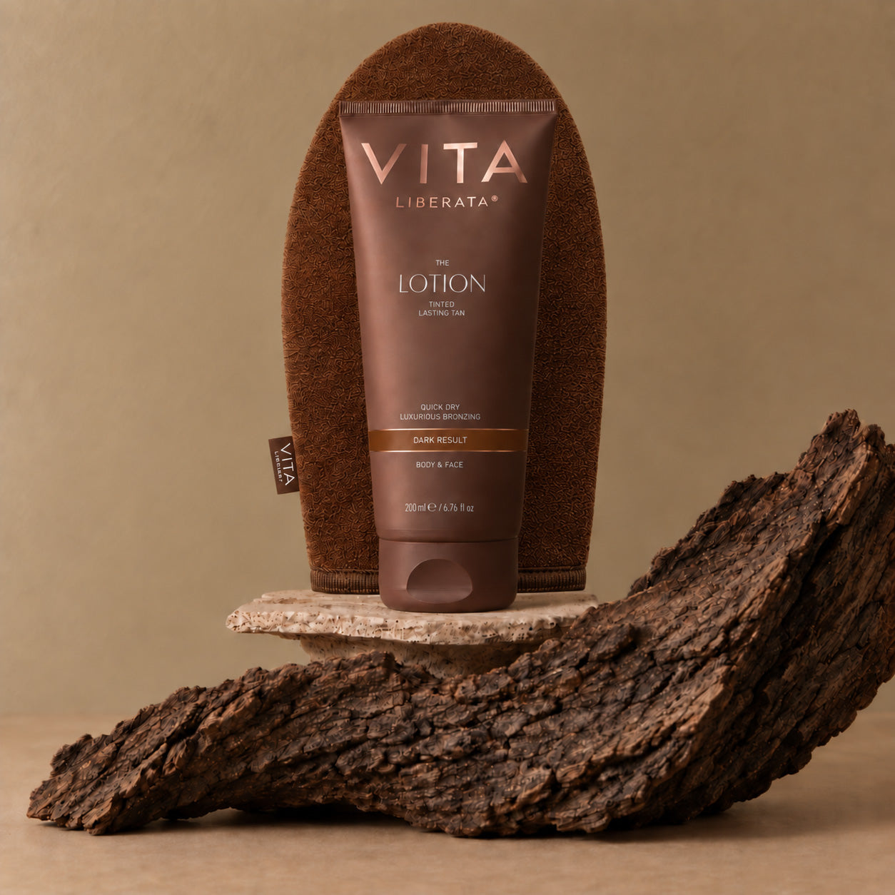 THE WINTER WARMER HYDRATION SET DARK